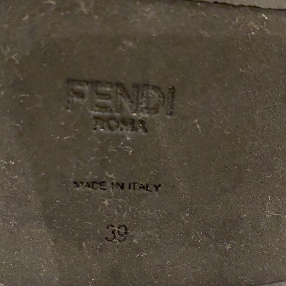 Fendi Rockoko boots size39.    100%Authentic…. - Picture 5 of 5
